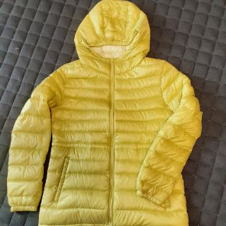 UNIQLO(ダウンジャケット ・ イエロー/黄色系)のフリマ UNIQLO(ダウンジャケット ・ イエロー/黄色系)のフリマ