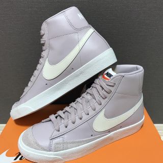 ナイキ(NIKE)のNIKE W BLAZER MID '77    25.5cm(スニーカー)