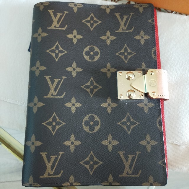 LOUISVUITTON♡ブックカバー