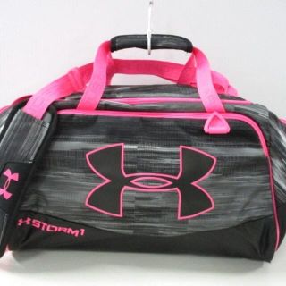 アンダーアーマー(UNDER ARMOUR)のアンダーアーマー ボストンバッグ美品  -(ボストンバッグ)