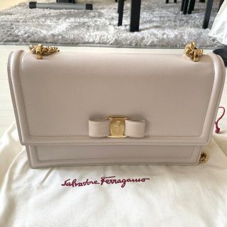 サルヴァトーレフェラガモ(Salvatore Ferragamo)の【未使用品】正規品 Ferragamoフェラガモ ショルダーバッグ(ショルダーバッグ)