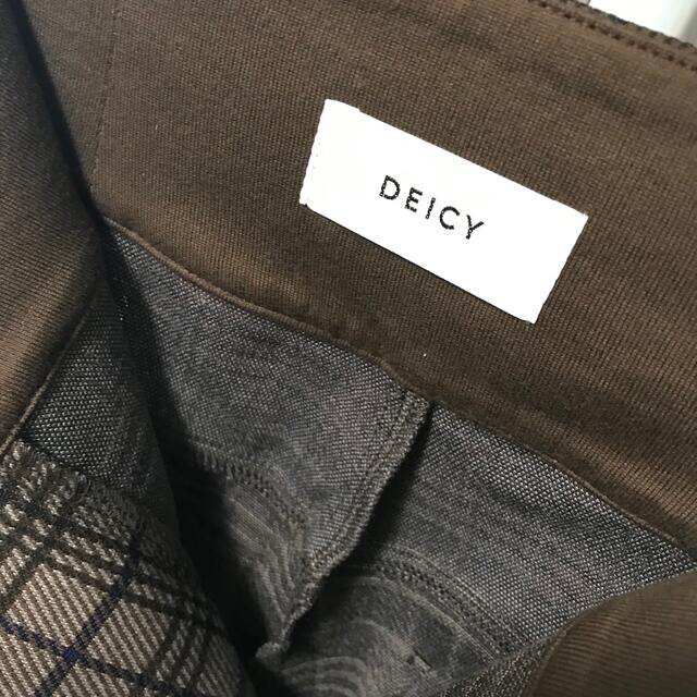 deicy(デイシー)のDEICY デイシー パンツ チェック こげ茶 今季 レディースのパンツ(クロップドパンツ)の商品写真