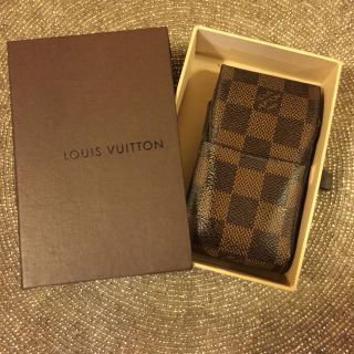 ルイヴィトン(LOUIS VUITTON)の✨ルイヴィトン✨シガレットケース✨箱付き✨(タバコグッズ)