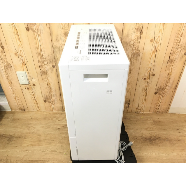 Panasonic - Panasonic ヒーターレス気化式加湿器 FE-KXP23-W 2018年製