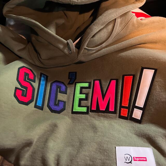 Supreme(シュプリーム)のゆいさん専用 メンズのトップス(パーカー)の商品写真