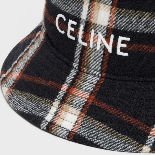 celine(セリーヌ)の新品正規品 CELINE セリーヌ ロゴ エンブロイダリー バケットハット L メンズの帽子(ハット)の商品写真