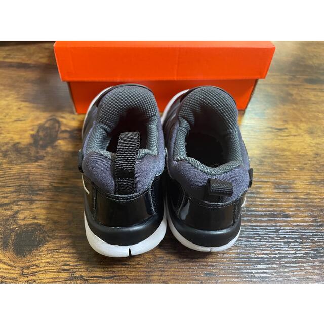 NIKE(ナイキ)のNIKE シューズ キッズ/ベビー/マタニティのベビー靴/シューズ(~14cm)(スニーカー)の商品写真