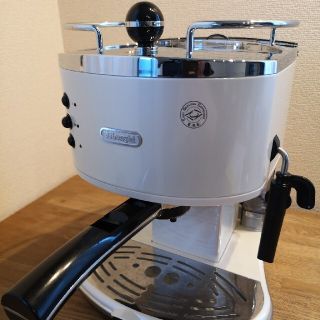 デロンギ(DeLonghi)の【即日発送】デロンギ　エスプレッソ　カプチーノ　メーカー　ECO310W(エスプレッソマシン)