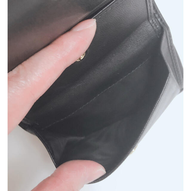 miumiu 二つ折り 財布 ブラックの通販 by YSL's shop｜ミュウミュウならラクマ - ミュウミュウ マトラッセ ビジュー 格安大得価