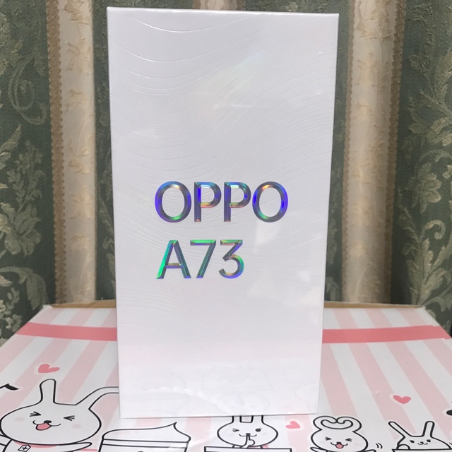 OPPO(オッポ)の新品未開 OPPO A73 楽天モバイル対応 simフリー ダイナミックオレンジ スマホ/家電/カメラのスマートフォン/携帯電話(スマートフォン本体)の商品写真