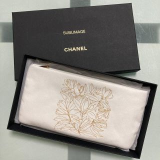 シャネル(CHANEL)のシャネルサブリマージュ　白化粧ポーチ(ノベルティグッズ)