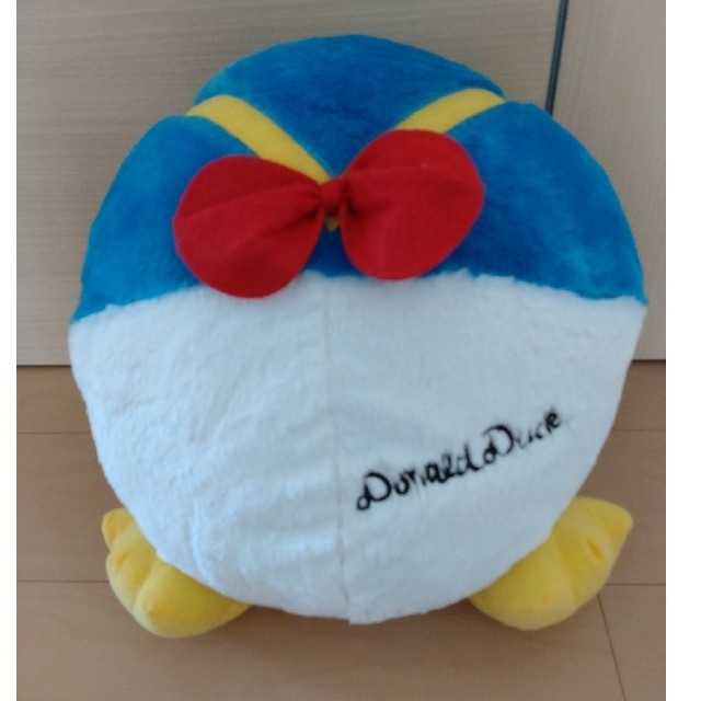 Disney ドナルドダック メガジャンボ ふわふわおしりクッション 美品の通販 By カエカエ S Shop ディズニーならラクマ