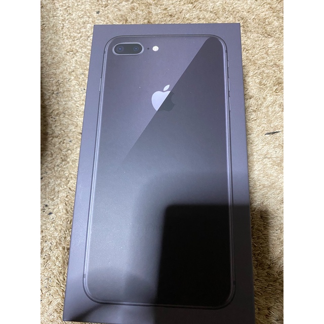 Apple(アップル)のiPhone8プラス　ソフトバンク スマホ/家電/カメラのスマートフォン/携帯電話(スマートフォン本体)の商品写真