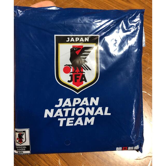 サッカー日本代表　レインコート スポーツ/アウトドアのサッカー/フットサル(記念品/関連グッズ)の商品写真