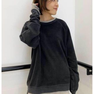 アパルトモンドゥーズィエムクラス(L'Appartement DEUXIEME CLASSE)の【REMI RELIEF/レミレリーフ】REVERSIBLE SWEAT(トレーナー/スウェット)