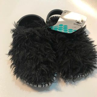 クロックス(crocs)のcrocsモコモコサンダル(スリッポン)