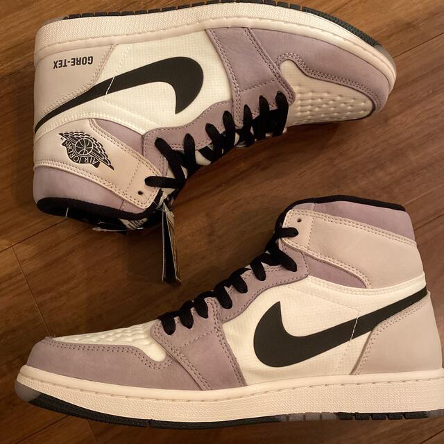 Nike Air Jordan 1