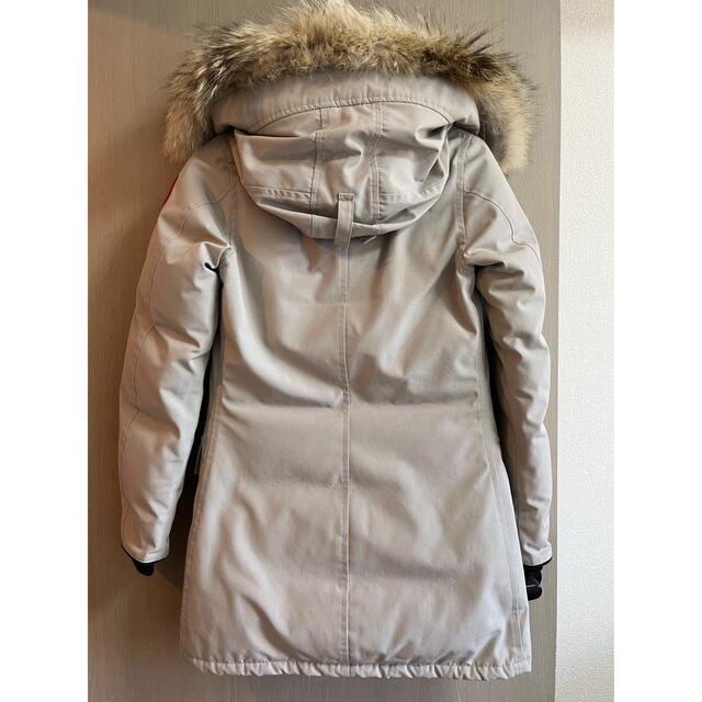 CANADA GOOSE(カナダグース)のSALE★超美品★カナダグース 希少色タン レディース ダウンジャケット レディースのジャケット/アウター(ダウンジャケット)の商品写真