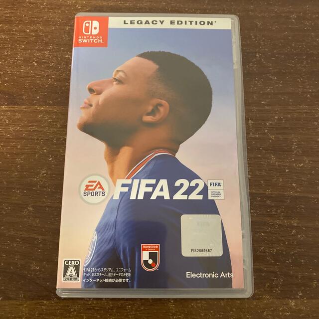 Nintendo Switch(ニンテンドースイッチ)の【MKさん専用】FIFA 22 Legacy Edition Switch エンタメ/ホビーのゲームソフト/ゲーム機本体(家庭用ゲームソフト)の商品写真