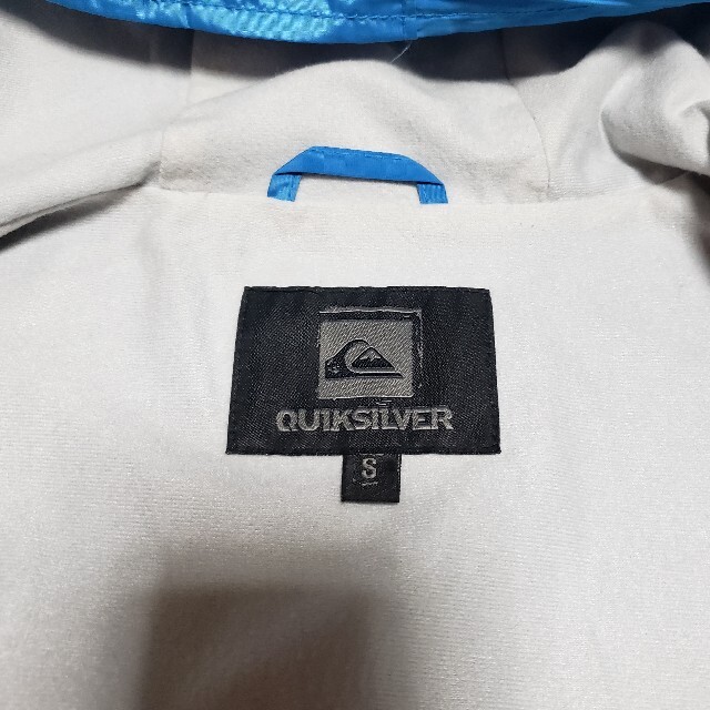 QUIKSILVER(クイックシルバー)のクイックシルバー ロゴプリント ナイロンジャケット メンズのジャケット/アウター(ナイロンジャケット)の商品写真