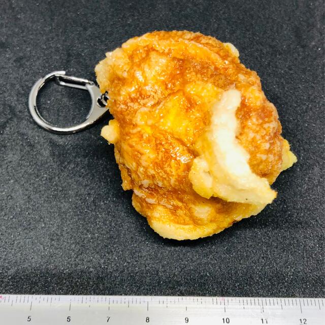 唐揚げキーホルダー  （食品サンプル） メンズのファッション小物(キーホルダー)の商品写真