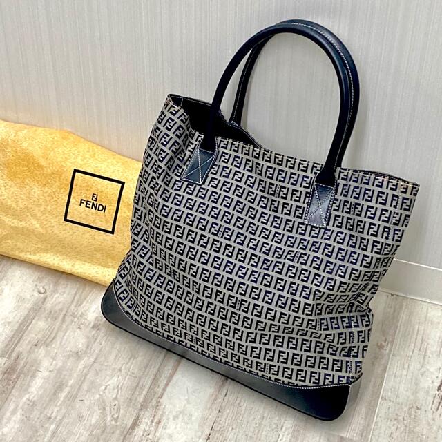 FENDI フェンディ　ハンドバック　ズッカ柄 キャンバス×レザー