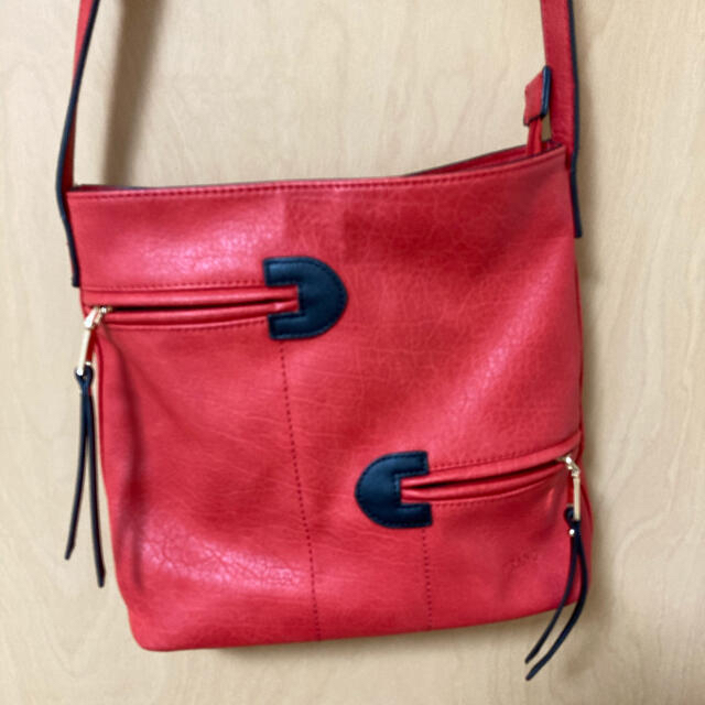 Dakota(ダコタ)のショルダーバッグ  赤　レッド レディースのバッグ(ショルダーバッグ)の商品写真