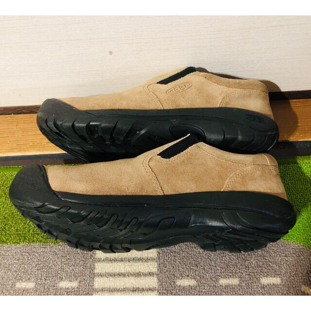 スニーカーKEEN