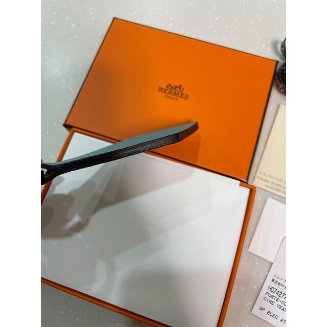 Hermes(エルメス)のエルメス　キーホルダー　タブ　ブルーアトール レディースのファッション小物(キーホルダー)の商品写真