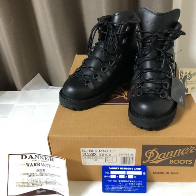 Danner(ダナー)の❄うにちょび専用❄　DANNER23cm希少 マウンテンライト2♦︎特価♦︎ スポーツ/アウトドアのアウトドア(登山用品)の商品写真