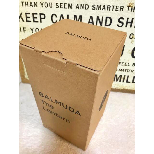 BALMUDA(バルミューダ)のバルミューダ BALMUDA ランタン 美品 ホワイト 白 スポーツ/アウトドアのアウトドア(ライト/ランタン)の商品写真