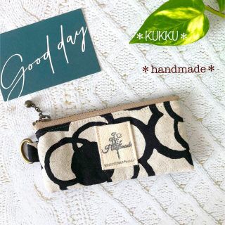 【No.80】＊フラワーhandmadeリップケース＊(ポーチ)