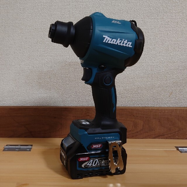 Makita(マキタ)の【リンク様専用】マキタ　40V　新品　エアダスタ　AS001GRD スポーツ/アウトドアの自転車(工具/メンテナンス)の商品写真