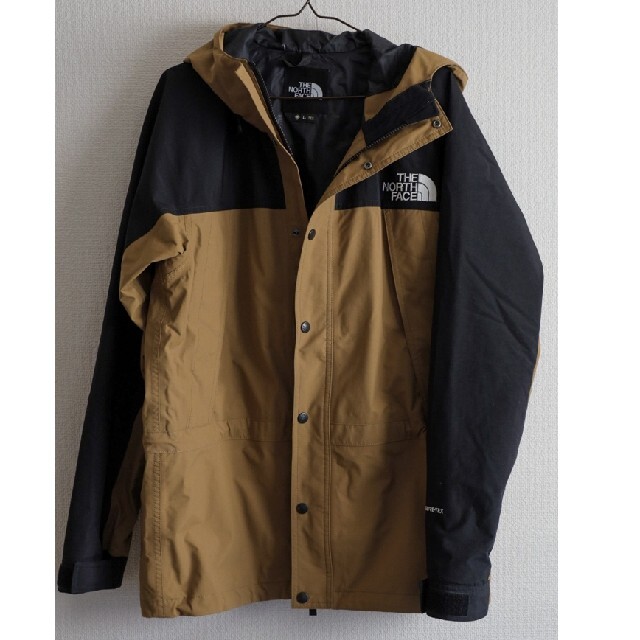 THE NORTH FACE(ザノースフェイス)のノースフェイス　マウンテンライトジャケット　ユーティリティブラウン　Lサイズ メンズのジャケット/アウター(マウンテンパーカー)の商品写真