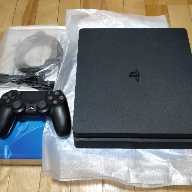 PlayStation4 - 美品 PS4 CUH-2000A ブラック 500GB 完動品の通販 by ...