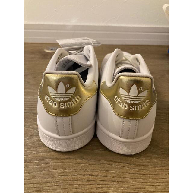 adidas(アディダス)の【新品】adidas アディダス EE8836 スタンスミス  22.5 レディースの靴/シューズ(スニーカー)の商品写真