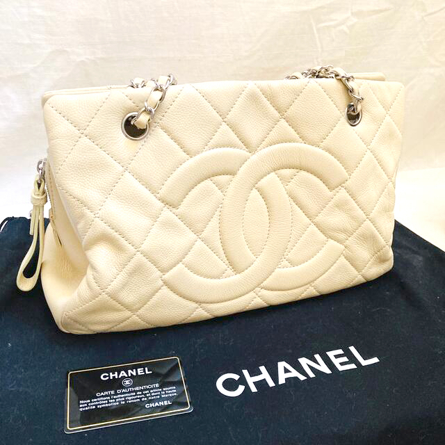 CHANEL - 超美品 激レア CHANEL シャネル ショルダーバッグ ココ トートバッグ の通販 by rin's☆closet|シャネル ならラクマ CHANEL - 超美品 激レア CHANEL シャネル ショルダーバッグ ココ トートバッグ の通販 by rin's☆closet|シャネル ならラクマ