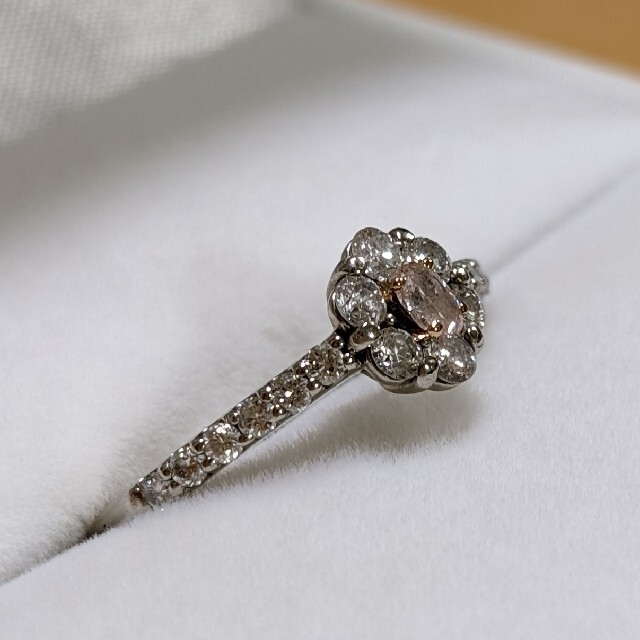 ピンクダイヤモンドリング レディースのアクセサリー(リング(指輪))の商品写真