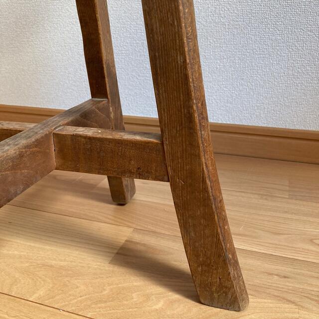 古い　木製スツール　丸椅子 インテリア/住まい/日用品の椅子/チェア(スツール)の商品写真