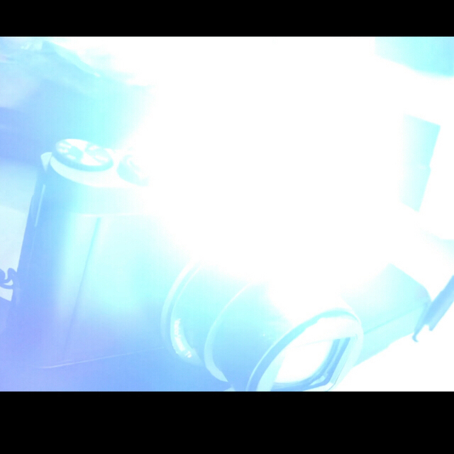 SONY(ソニー)のSONY Cyber-Shot WX DSC-WX500(B) スマホ/家電/カメラのカメラ(コンパクトデジタルカメラ)の商品写真
