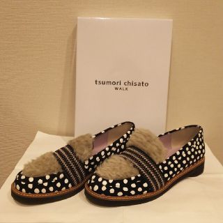 ツモリチサト(TSUMORI CHISATO)の【美品】ツモリチサト  ファー付き ドットローファー(ローファー/革靴)