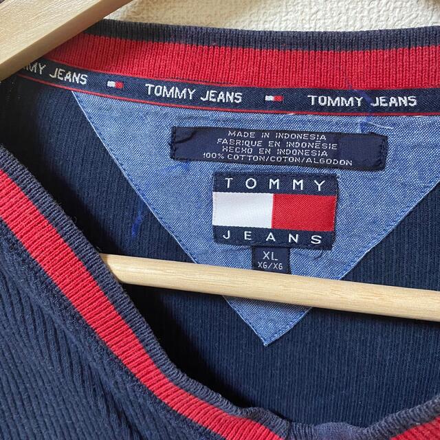 TOMMY HILFIGER(トミーヒルフィガー)のトミーヒルフィガー　TOMMY HILFIGER ロゴ　長袖　古着 メンズのトップス(Tシャツ/カットソー(七分/長袖))の商品写真