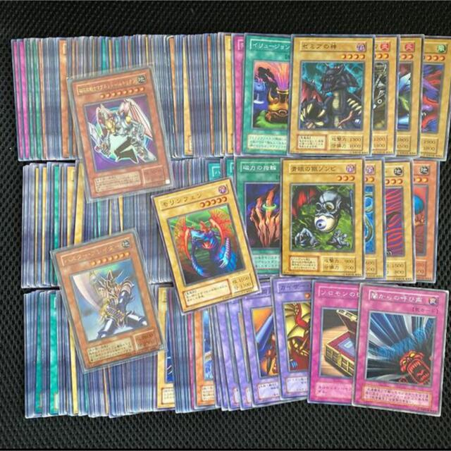 遊戯王カード　まとめ売り　100枚 エンタメ/ホビーのトレーディングカード(シングルカード)の商品写真