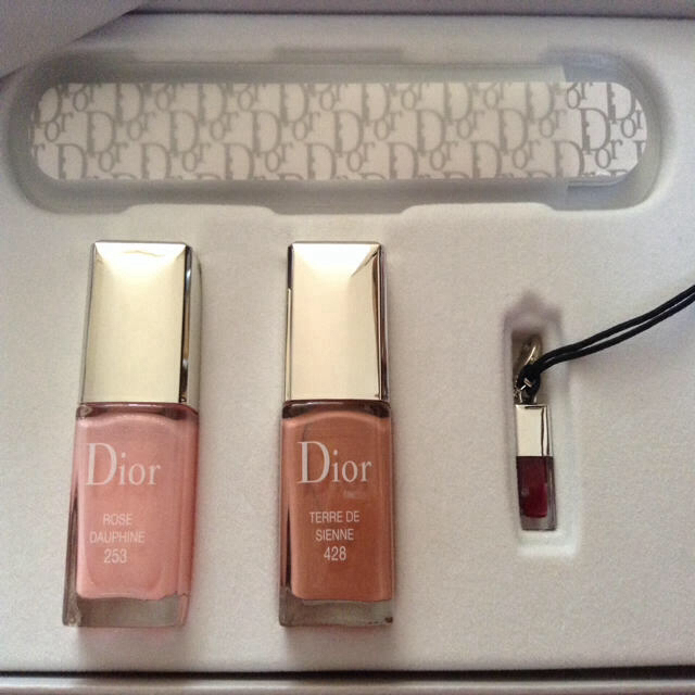 Christian Dior(クリスチャンディオール)のネイルセット/ネイルファイル,チャーム付 コスメ/美容のネイル(その他)の商品写真