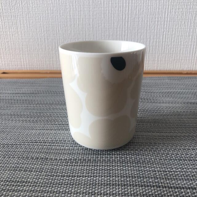 marimekko(マリメッコ)のマリメッコ マグカップ ウニッコ ベージュ×ダークグリーン　250ml インテリア/住まい/日用品のキッチン/食器(食器)の商品写真