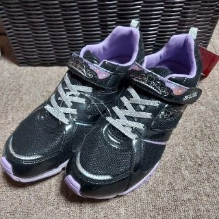 ムーンスター(MOONSTAR )の【新品】ムーンスター バネのチカラ👟　23.5㎝(スニーカー)