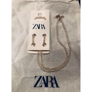 ザラ(ZARA)の【最終値下げ❗️新品未使用‼️】ZARA マスク　パールストラップ♡♡♡(その他)