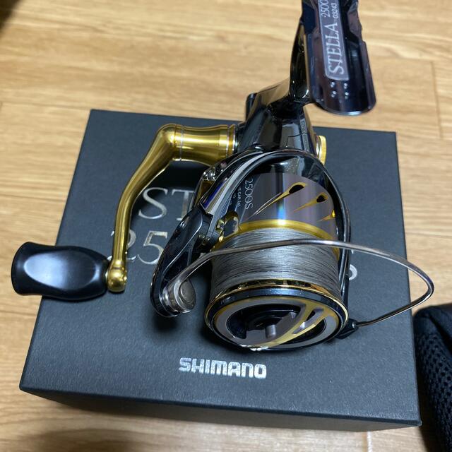 SHIMANO(シマノ)のシマノ　14ステラ2500HGS スポーツ/アウトドアのフィッシング(リール)の商品写真