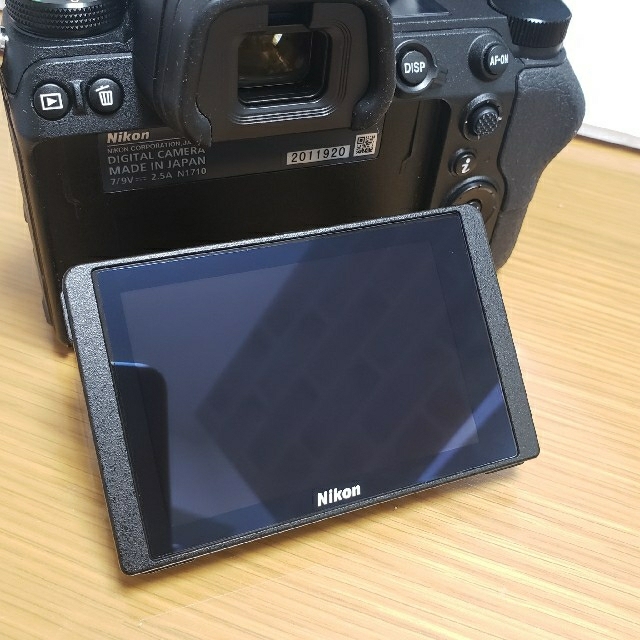 Nikon(ニコン)のNikon　Z7　ボディのみ スマホ/家電/カメラのカメラ(ミラーレス一眼)の商品写真