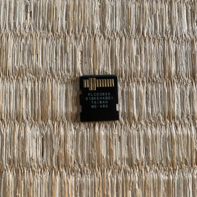 SONY(ソニー)のメモリースティック マイクロ 8GB M2 SONY エンタメ/ホビーのゲームソフト/ゲーム機本体(その他)の商品写真